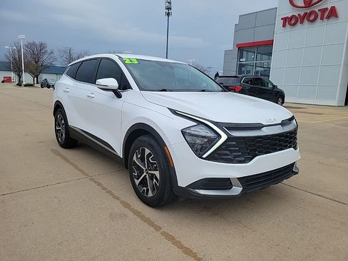 Used 2023 Kia Sportage EX FWD image 1