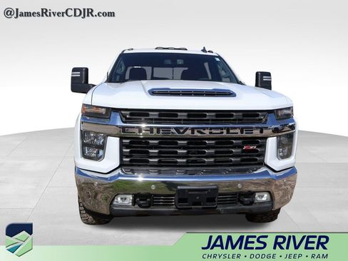 Used 2020 Chevrolet Silverado 2500 LT w/ Texas Edition image 6