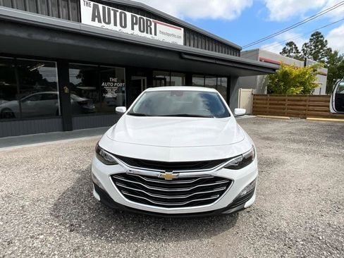 Used 2024 Chevrolet Malibu LT image 25