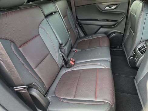 Used 2025 Chevrolet Blazer RS FWD image 29