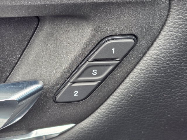 Used 2025 RAM 1500 Laramie AWD/4WD image 22