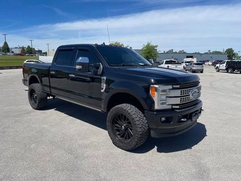 Used 2019 Ford F350 Platinum w/ Platinum Ultimate Package AWD/4WD image 1