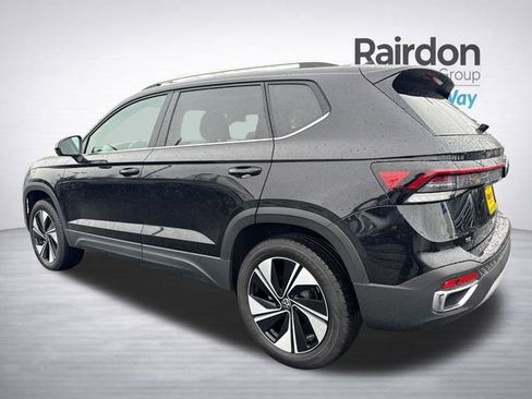 New 2026 Volkswagen Taos SE AWD/4WD image 6