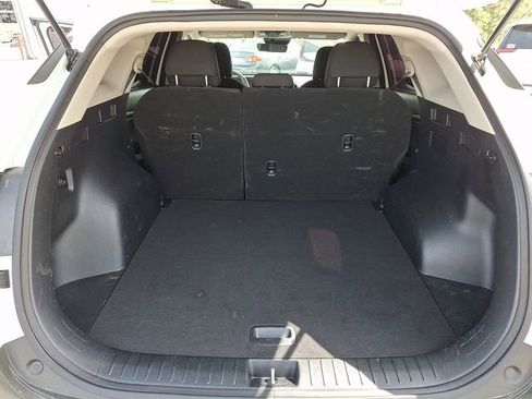 Certified 2025 Kia Sportage LX image 30