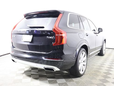 Used 2018 Volvo XC90 T6 Inscription w/ Convenience Package image 5