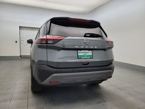 Used 2023 Nissan Rogue S image 6