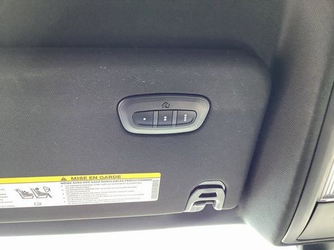 Used 2020 RAM 1500 Laramie image 22