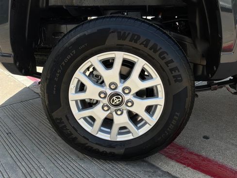 Used 2026 Toyota Tacoma SR RWD image 9