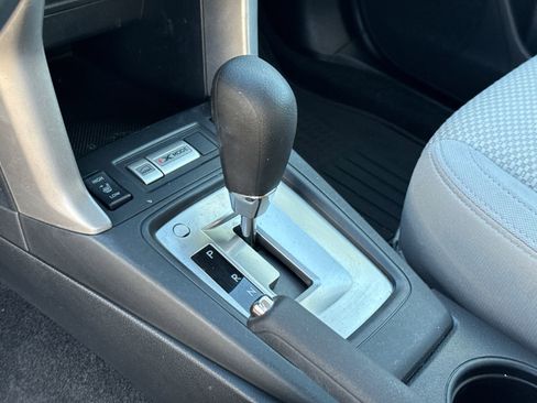 Used 2017 Subaru Forester 2.5i Premium image 16