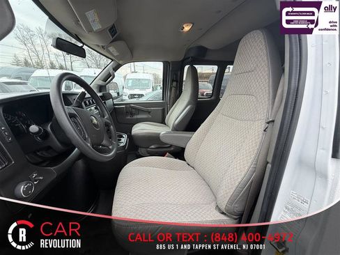 Used 2023 Chevrolet Express 3500 LS image 12