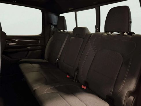 Used 2019 RAM 1500 Big Horn AWD/4WD image 19