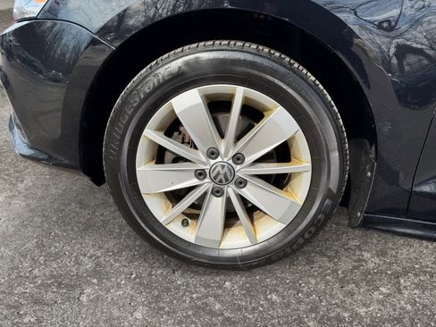 Used 2016 Volkswagen Jetta SE image 15