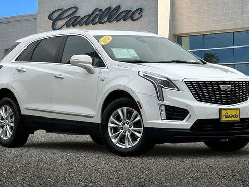 Used 2023 Cadillac XT5 Luxury FWD image 2