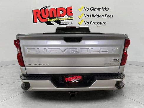 Used 2022 Chevrolet Silverado 1500 Custom image 4