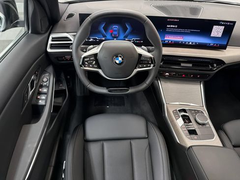 Used 2026 BMW 330i xDrive Sedan AWD/4WD image 18