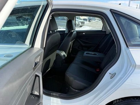 Used 2023 Volkswagen Jetta SEL image 15