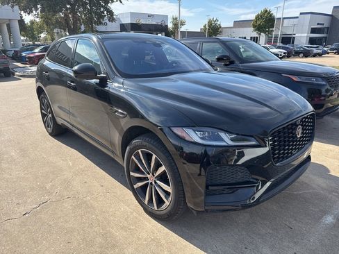 Used 2021 Jaguar F-PACE S image 2