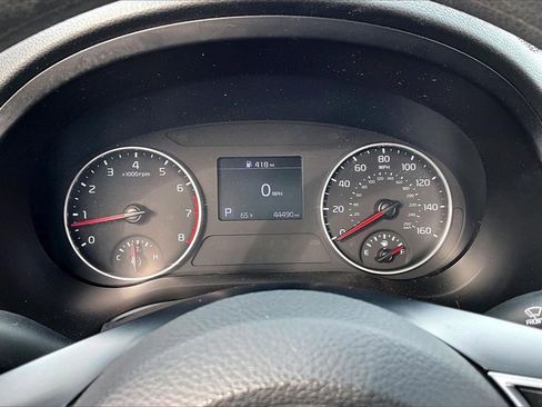 Certified 2022 Kia Seltos LX image 22