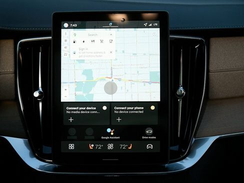 New 2026 Volvo XC90 T8 Plus image 29