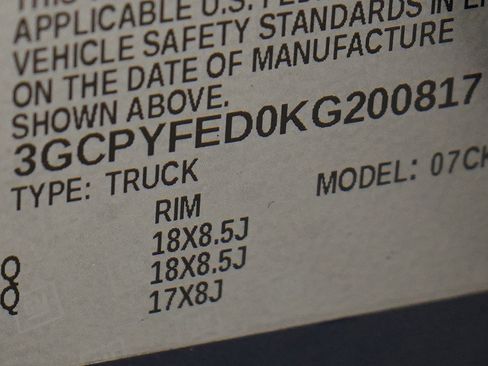 Used 2019 Chevrolet Silverado 1500 LT Trail Boss AWD/4WD image 28