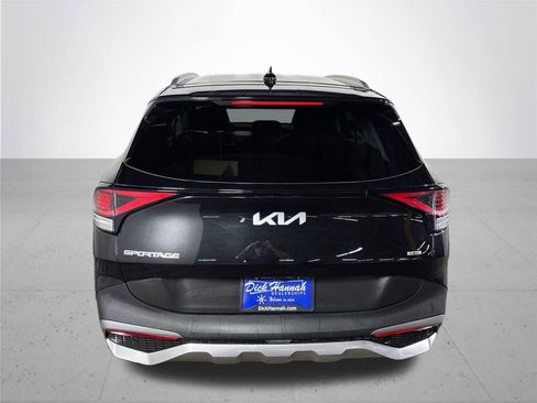 Certified 2025 Kia Sportage EX AWD/4WD image 8