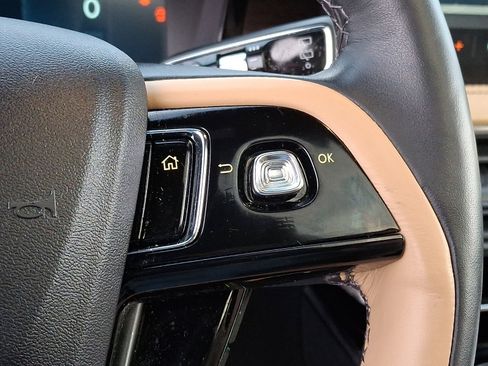 Certified 2023 Lincoln Corsair Reserve w/ Equipment Group 201A image 22