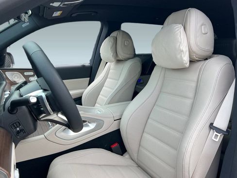 New 2026 Mercedes-Benz GLS 580 4MATIC image 20
