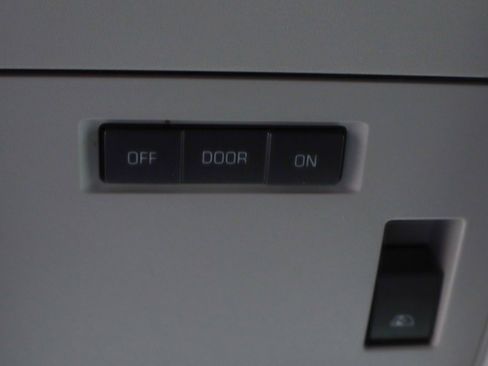 Used 2019 Chevrolet Silverado 2500 LTZ w/ Duramax Plus Package image 28