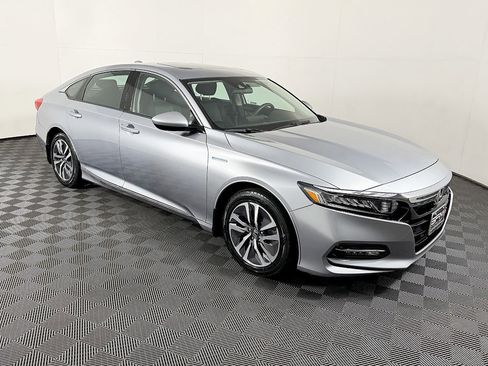 Used 2018 Honda Accord EX image 5