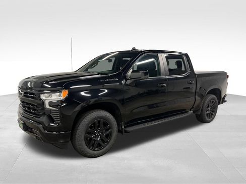 Certified 2022 Chevrolet Silverado 1500 RST w/ Protection Package AWD/4WD image 5