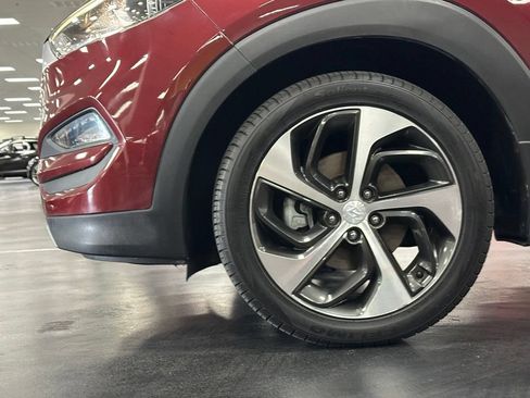 Used 2017 Hyundai Tucson Sport AWD/4WD image 12