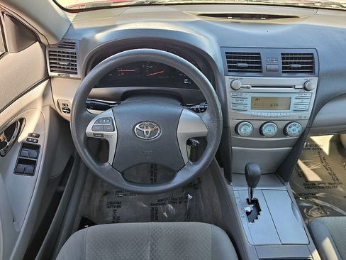 Used 2007 Toyota Camry LE image 22