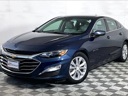 Used 2020 Chevrolet Malibu LT FWD image 1