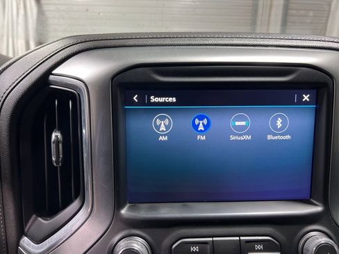 Used 2022 Chevrolet Silverado 2500 LT AWD/4WD image 40