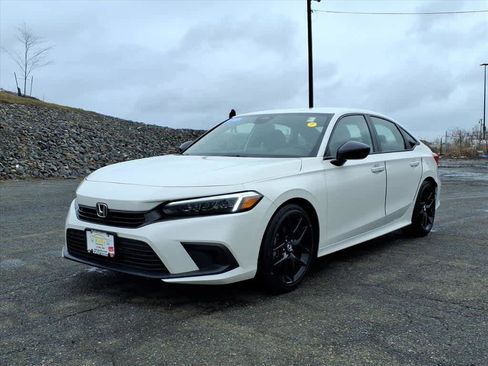 Certified 2024 Honda Civic Sport image 1