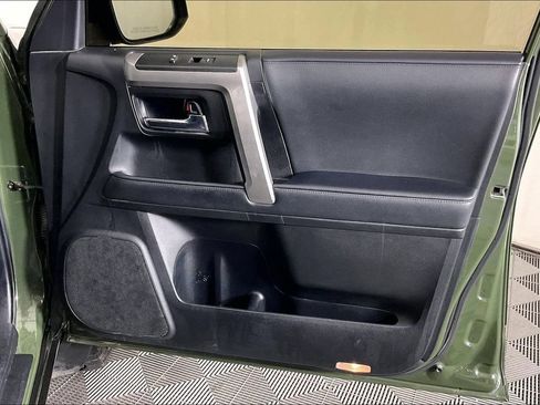 Used 2021 Toyota 4Runner Trail Special Edition AWD/4WD image 21