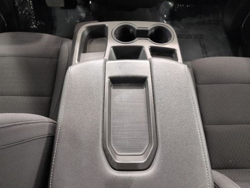 Used 2024 Chevrolet Silverado 1500 LT AWD/4WD image 17