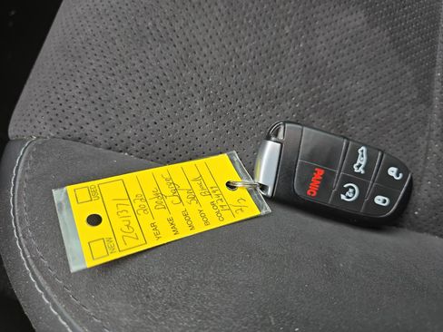 Used 2020 Dodge Charger Scat Pack RWD image 31