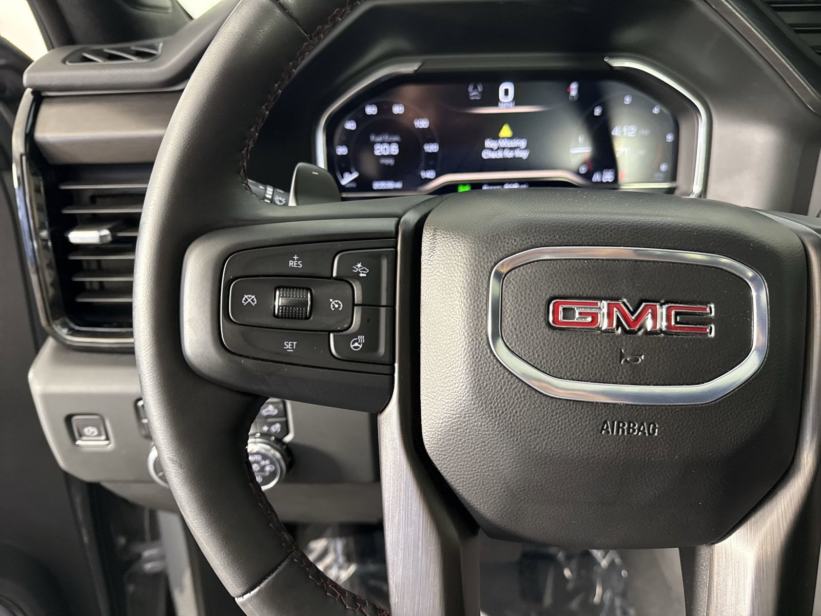 Used 2024 GMC Sierra 1500 AT4X AWD/4WD image 12