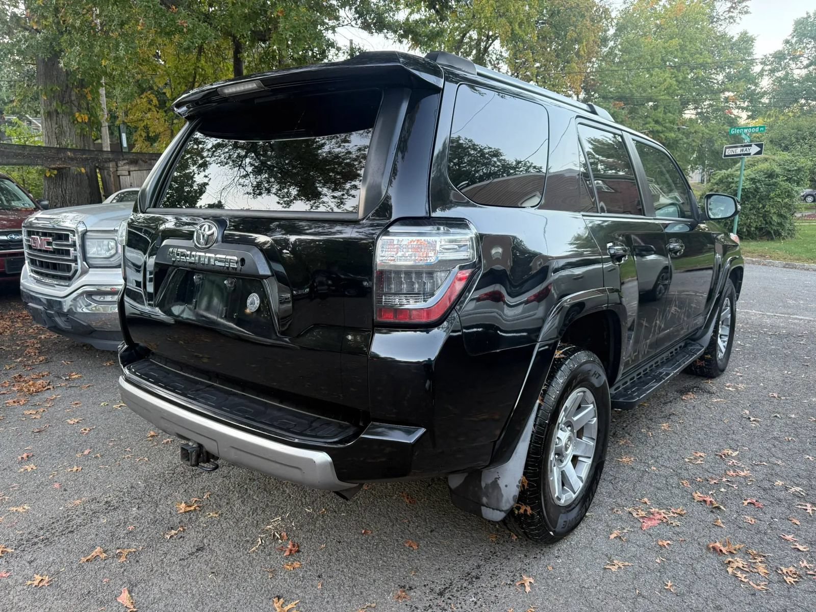 Used 2016 Toyota 4Runner Trail Premium AWD/4WD image 4
