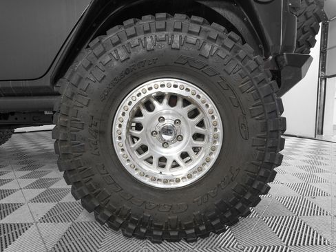 Used 2022 Jeep Wrangler Unlimited Rubicon AWD/4WD image 29
