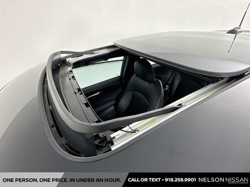 Used 2024 MINI Cooper S w/ Signature Upholstery Package FWD image 22
