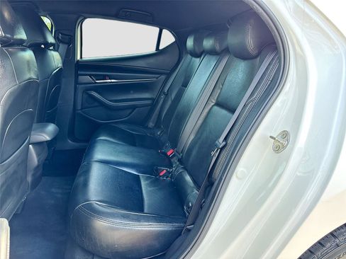 Used 2021 MAZDA MAZDA3 s FWD image 22