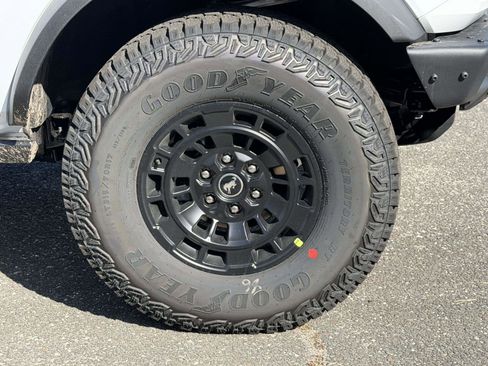 New 2026 Ford Bronco Badlands AWD/4WD image 7