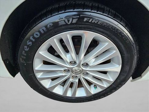 Used 2015 Toyota Avalon XLE Touring FWD image 22