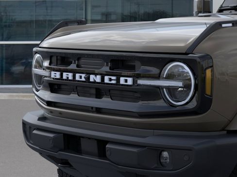 New 2026 Ford Bronco Outer Banks AWD/4WD image 21
