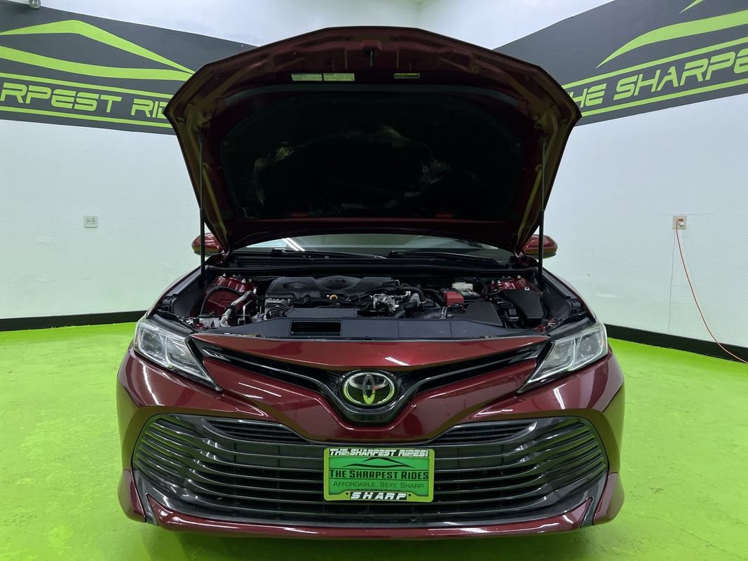 Used 2018 Toyota Camry LE FWD image 4