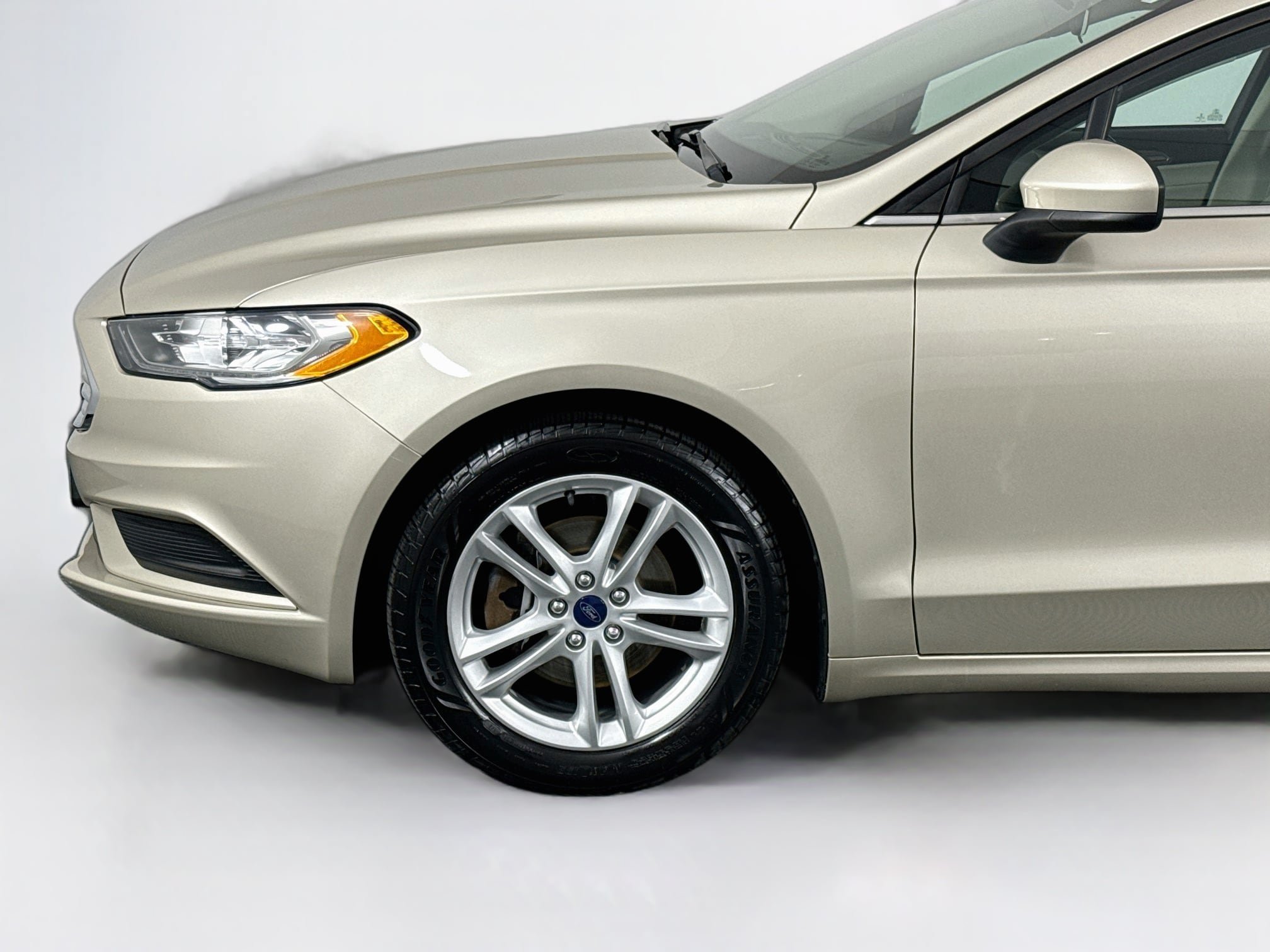 Used 2018 Ford Fusion SE FWD image 39
