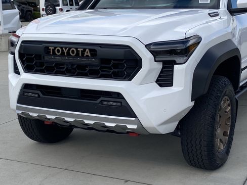New 2026 Toyota Tacoma Trailhunter AWD/4WD image 7