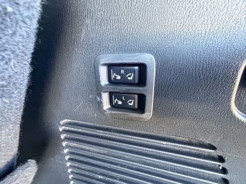 Used 2019 Nissan Armada SL w/ Premium Package image 24